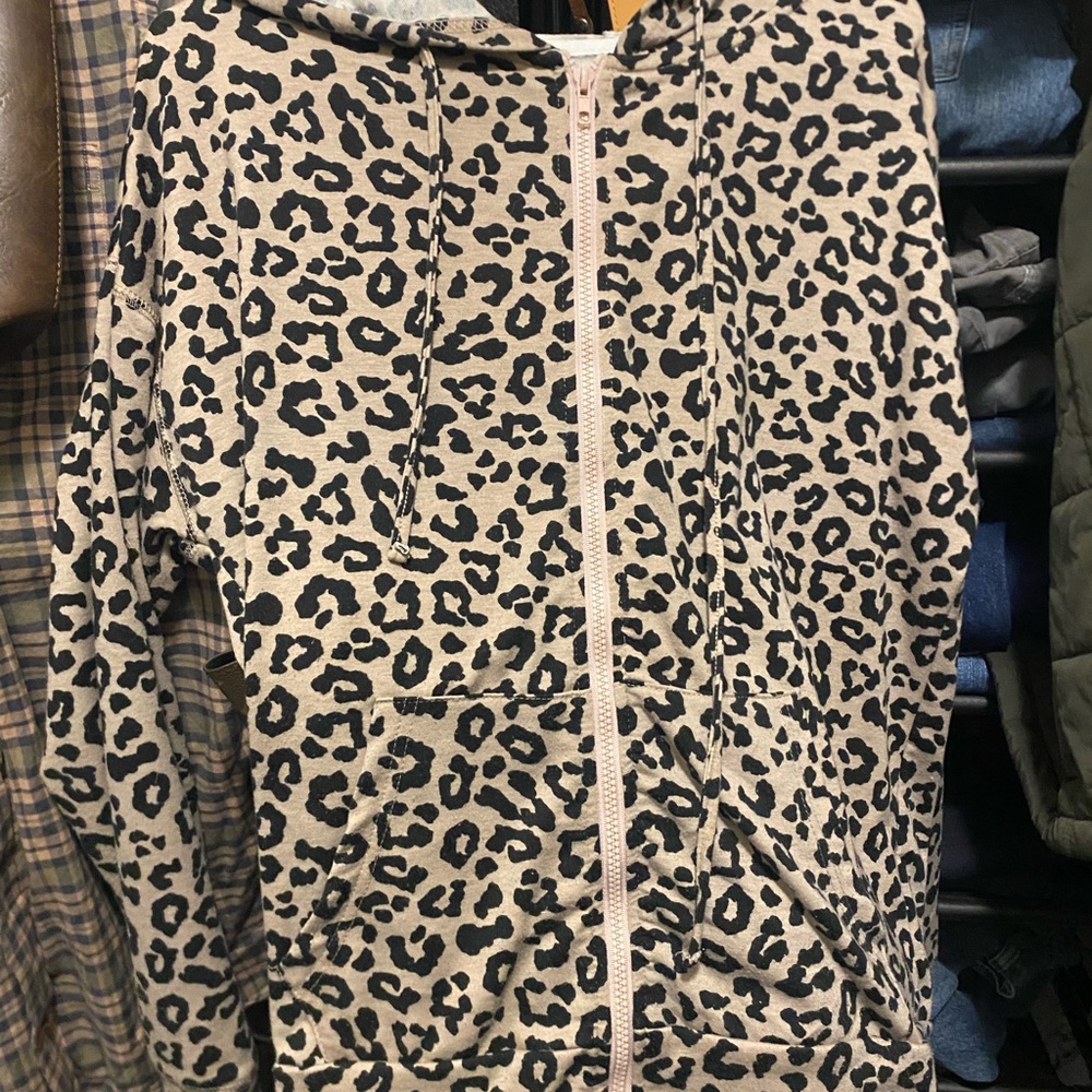 Leopard Print Zip-Up Hoodie